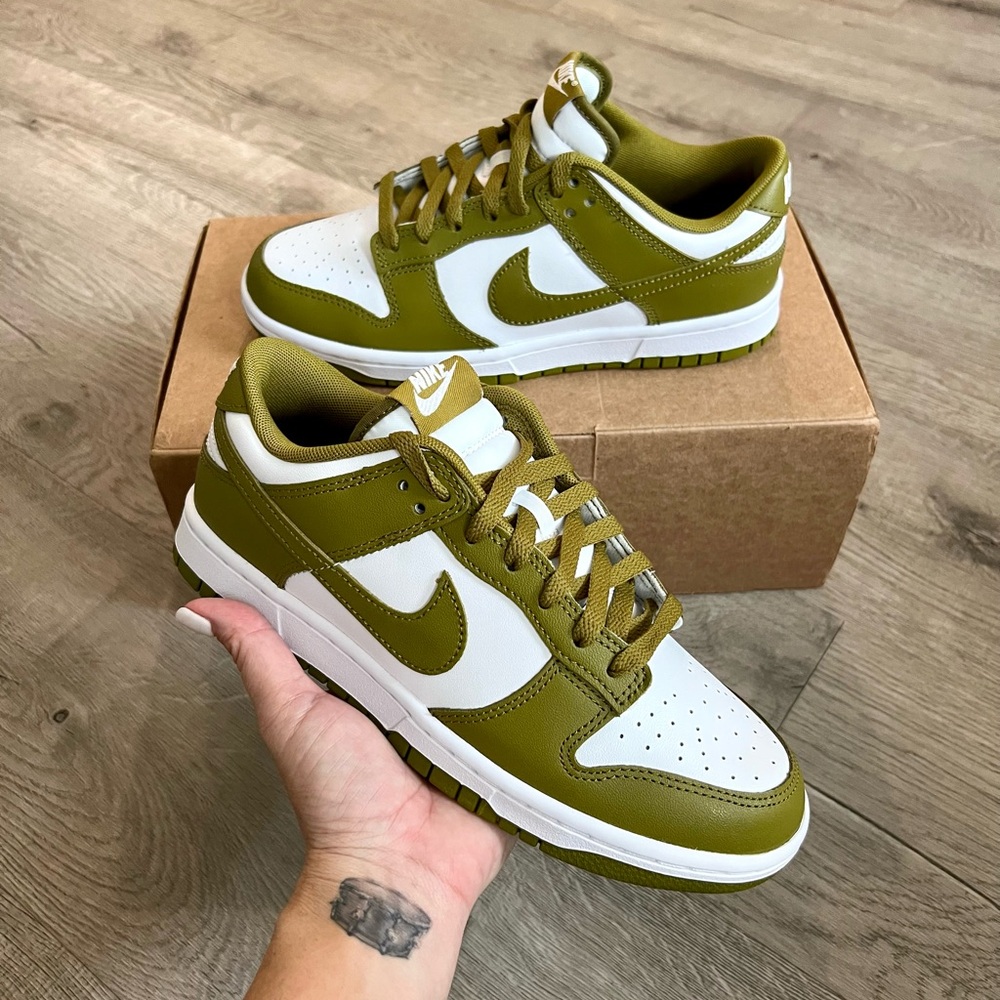 Nike Dunk Low Retro Sneakers-White/Khaki Green-size 8.5 women’s 7 men’s - Picture 1 of 11